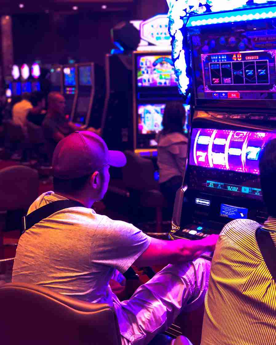 The Future of Online Gambling: Trends, Technologies, and Opportunities